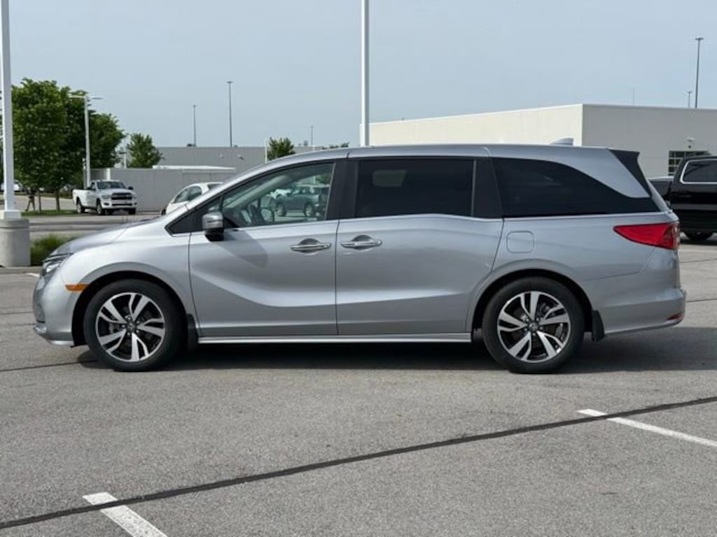 Used 2023 Honda Odyssey Touring