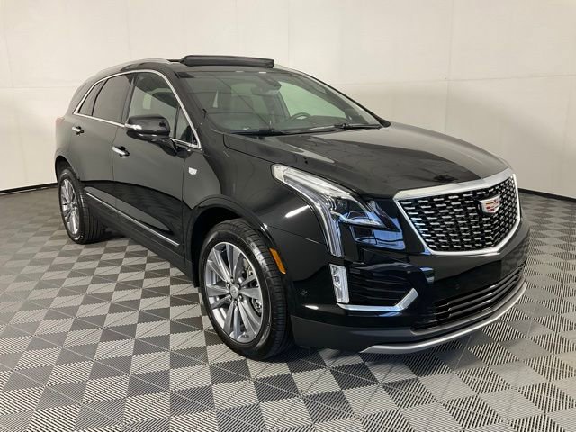 2025 Cadillac XT5 Premium Luxury photo 3