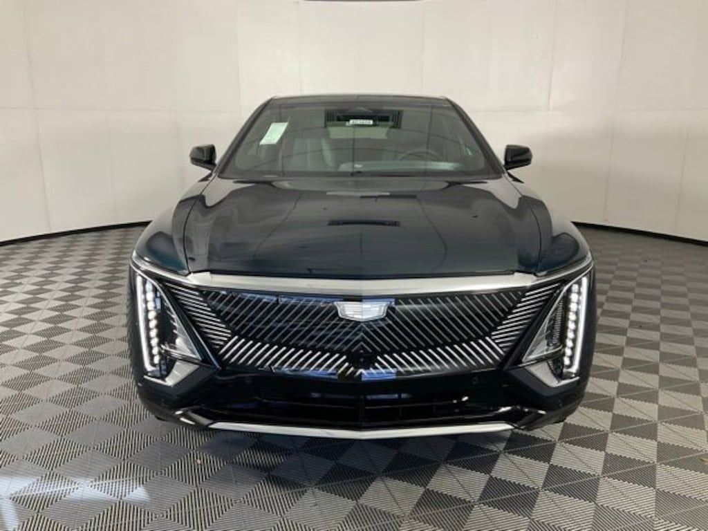 New 2026 CADILLAC LYRIQ Luxury SUV