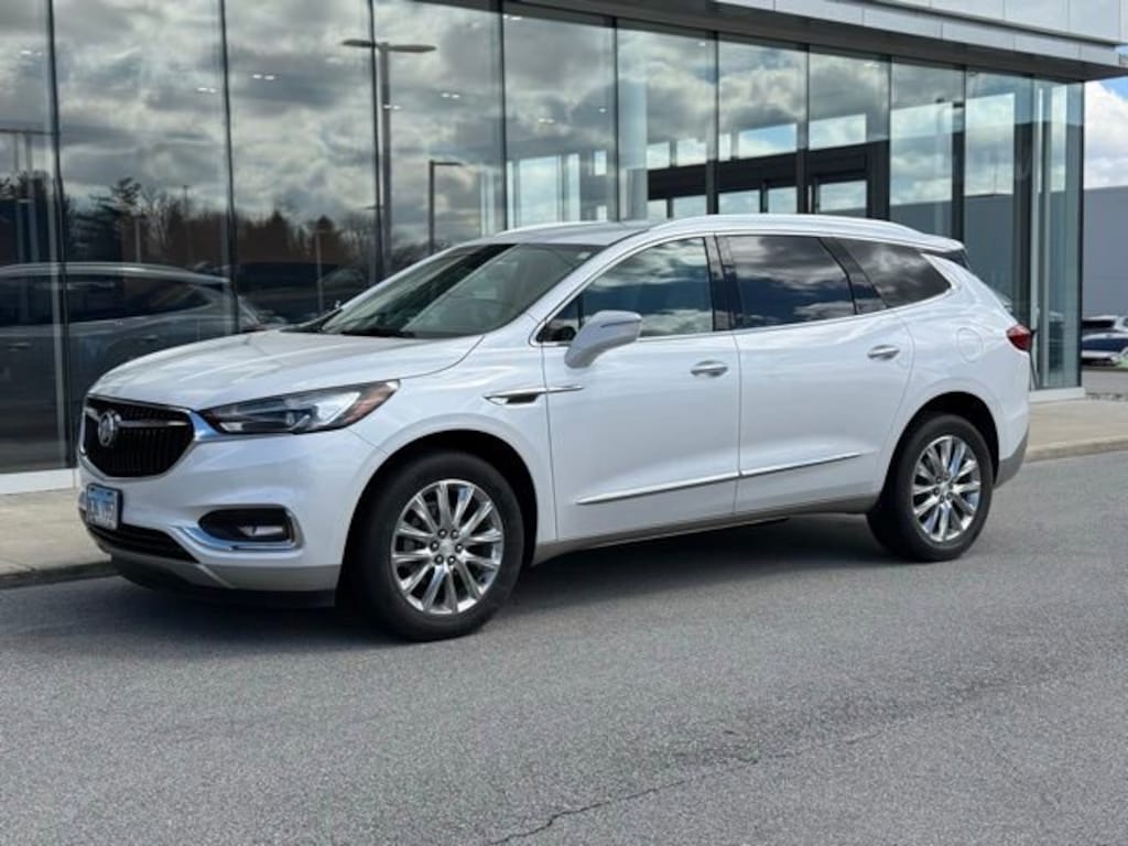 Used 2018 Buick Enclave Essence SUV