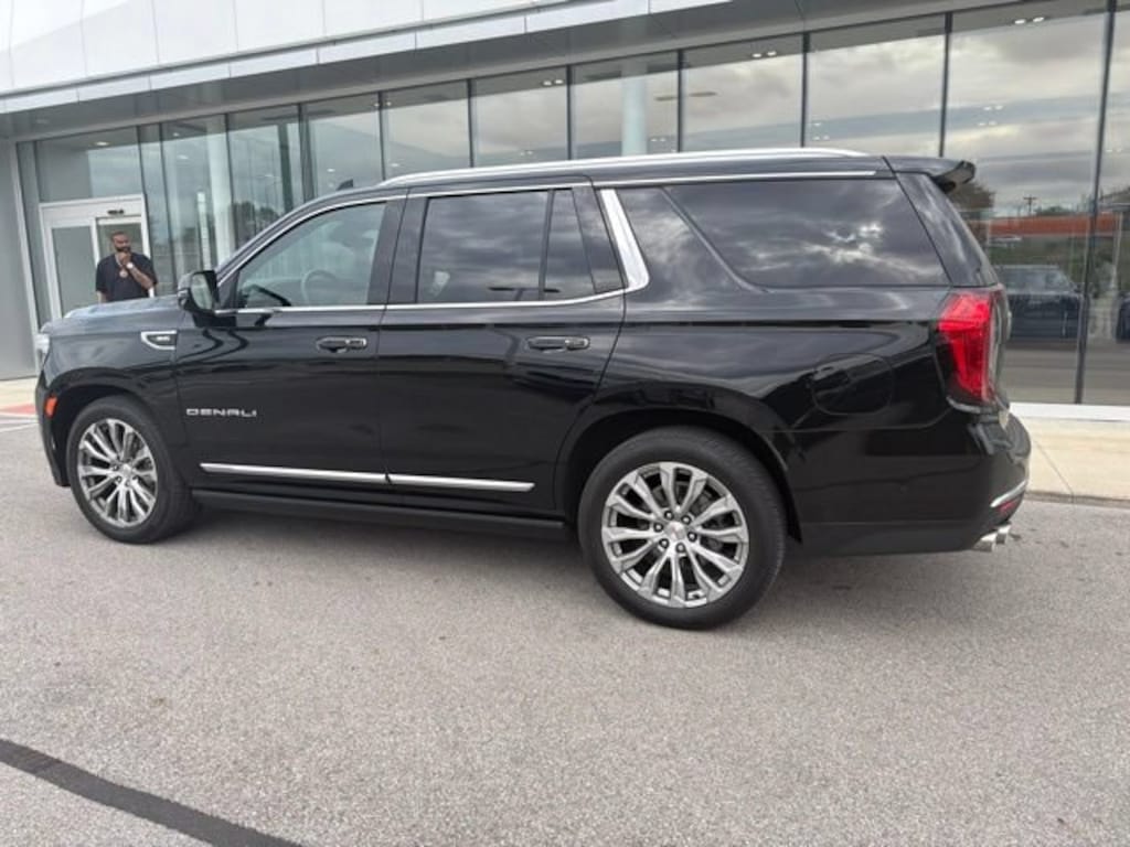Used 2024 GMC Yukon Denali SUV