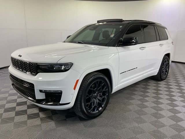 2024 Jeep Grand Cherokee L Summit Reserve's photo