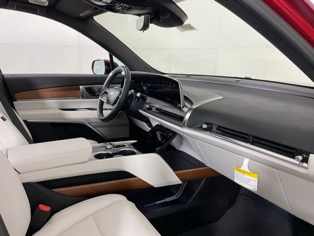 2026 Cadillac VISTIQ Luxury - Photo 29