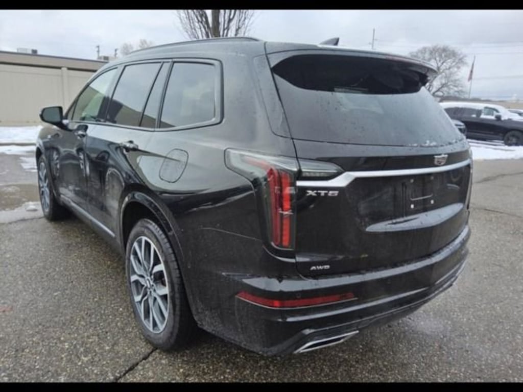 Used 2024 CADILLAC XT6 Sport SUV
