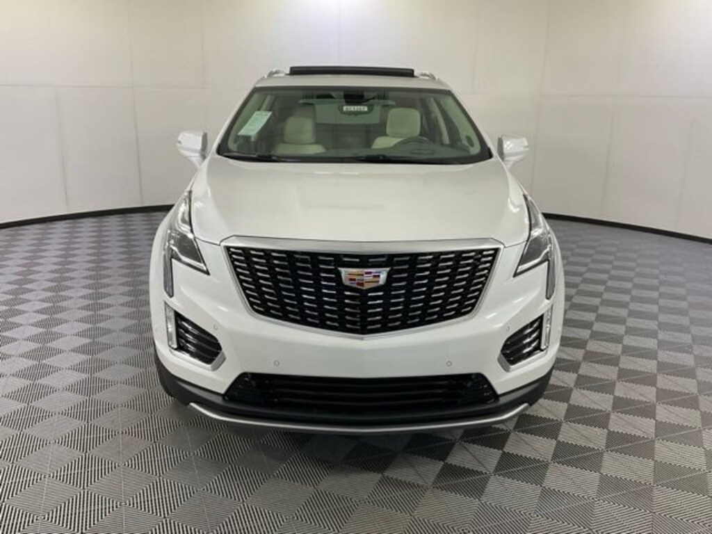 New 2026 CADILLAC XT5 Premium Luxury SUV