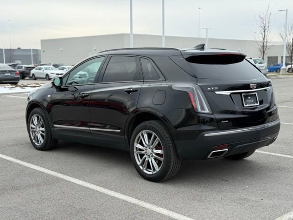 Used 2024 CADILLAC XT5 Sport SUV