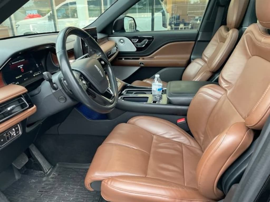 Used 2023 Lincoln Aviator Reserve
