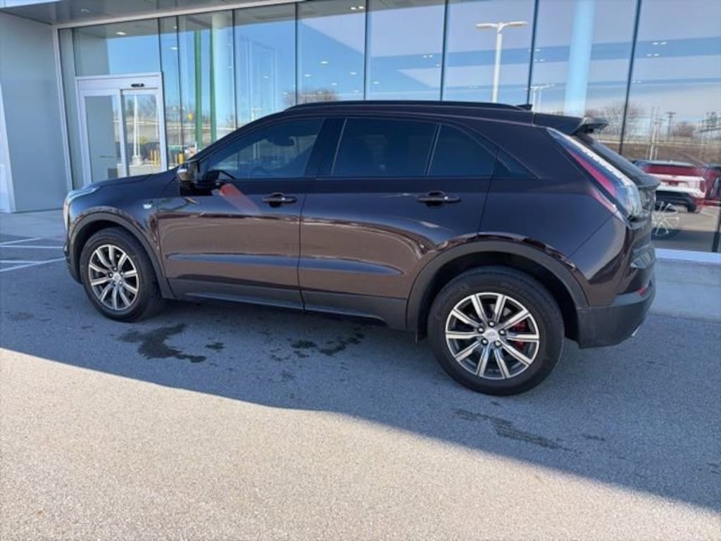 Used 2021 CADILLAC XT4 FWD Sport SUV