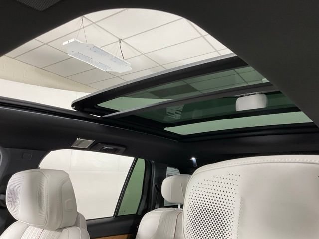2026 Cadillac VISTIQ Sport - Photo 22