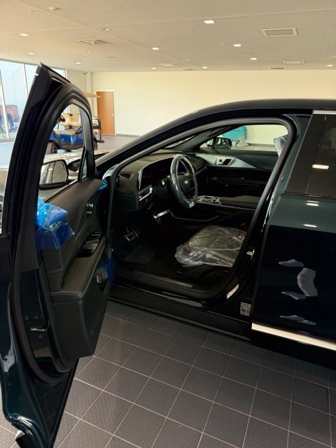 2027 Cadillac LYRIQ