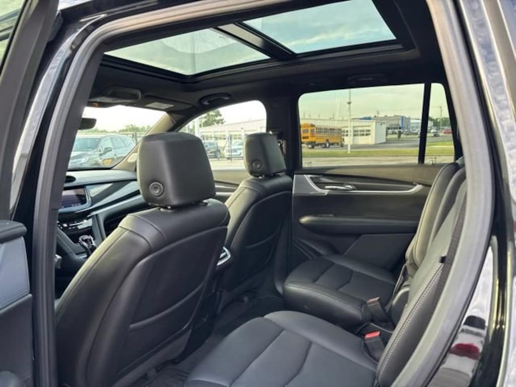 Used 2024 CADILLAC XT6 Sport SUV