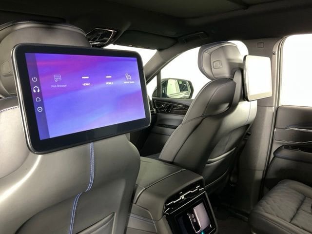 2026 Cadillac Escalade IQL Luxury - Photo 23