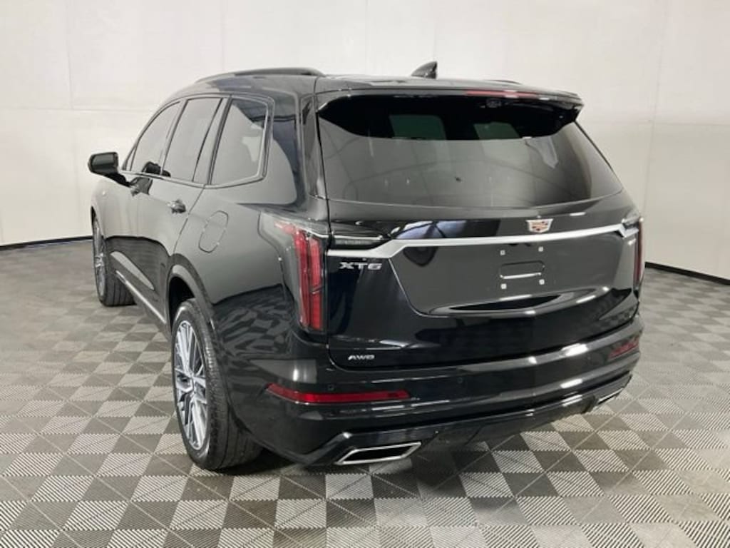 Used 2024 CADILLAC XT6 Sport SUV