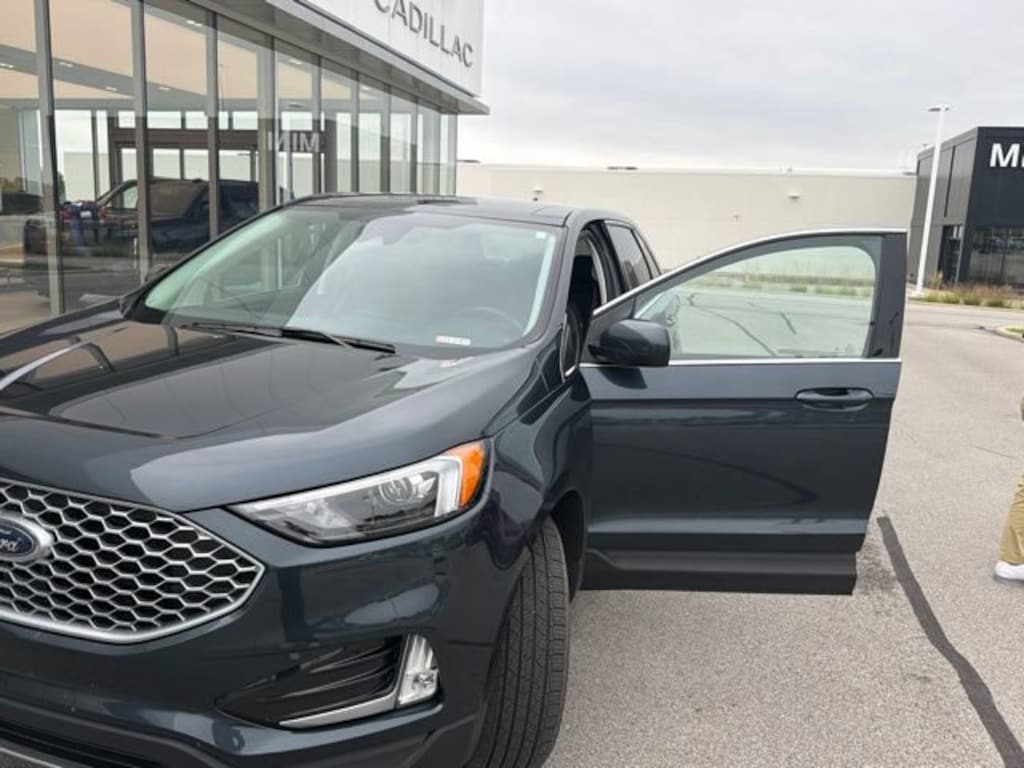 Used 2024 Ford Edge SEL
