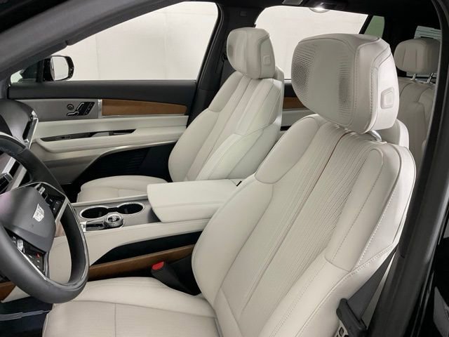 2026 Cadillac VISTIQ Sport - Photo 26