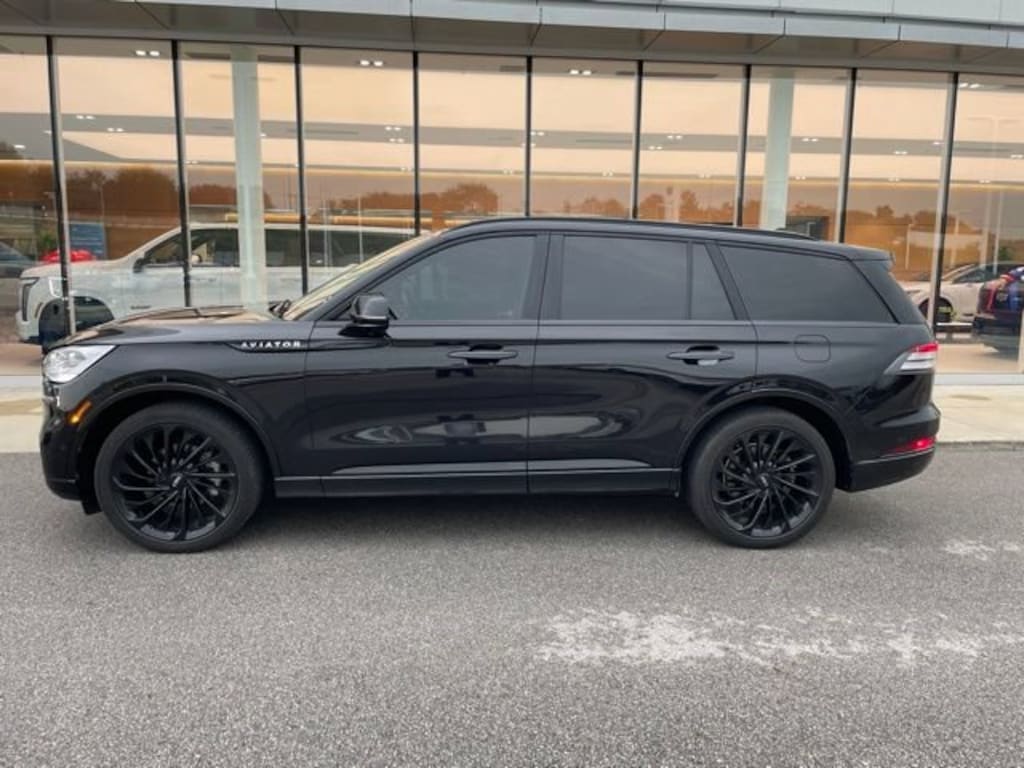 Used 2023 Lincoln Aviator Reserve