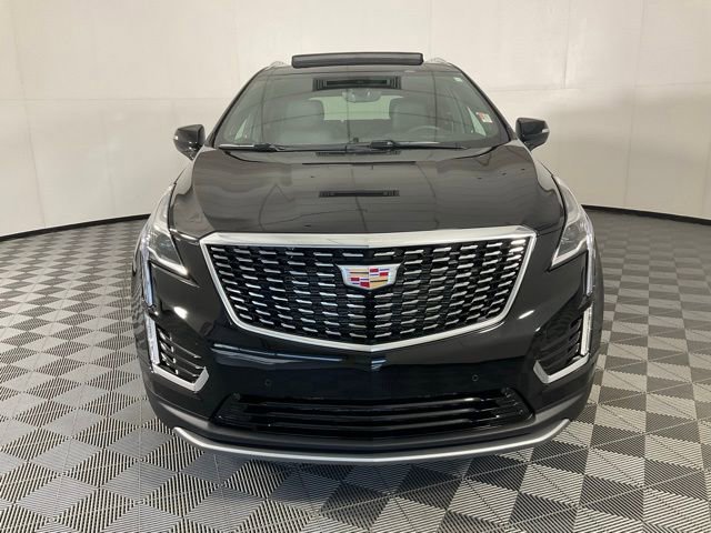 2025 Cadillac XT5 Premium Luxury photo 2