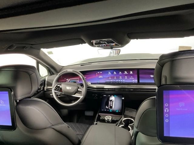 2026 Cadillac Escalade IQL Luxury - Photo 13