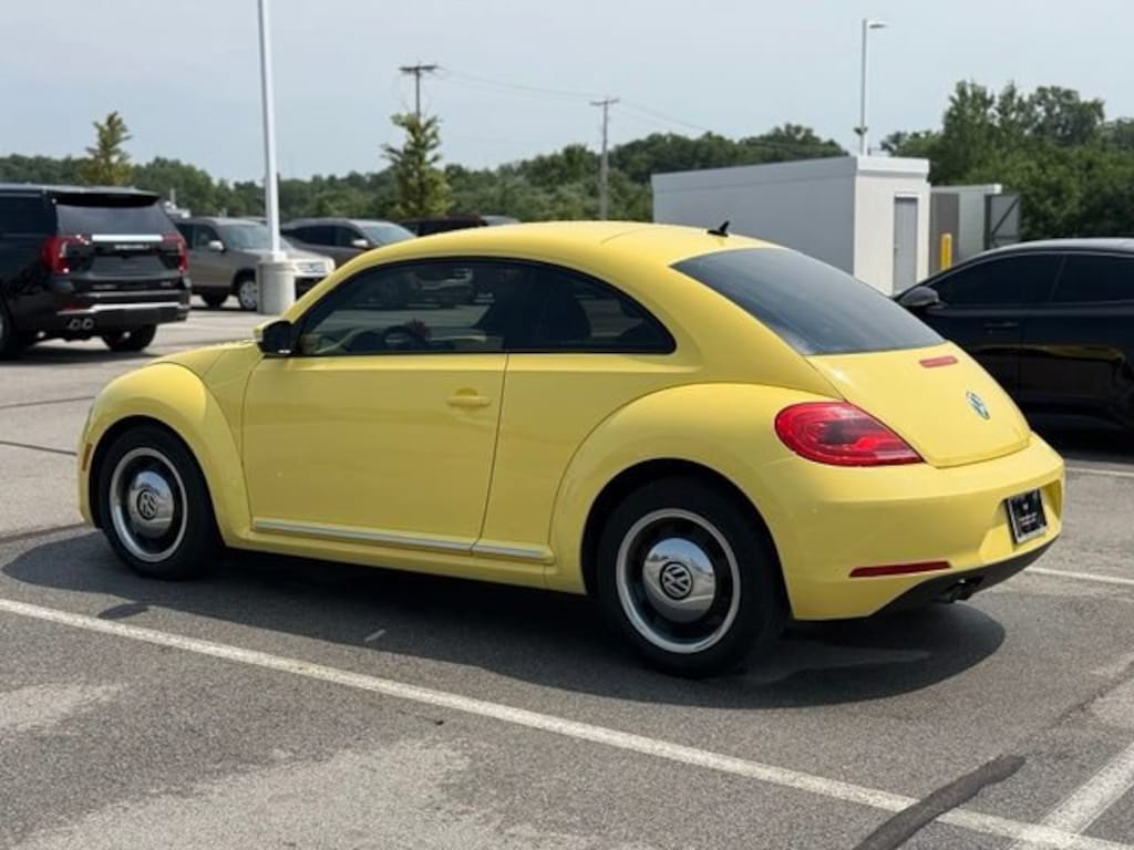 Used 2012 Volkswagen Beetle 2.5L Pzev