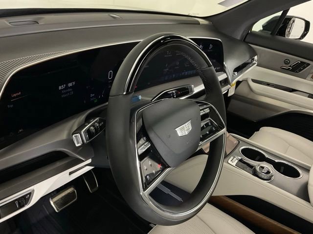 2026 Cadillac VISTIQ Sport - Photo 16