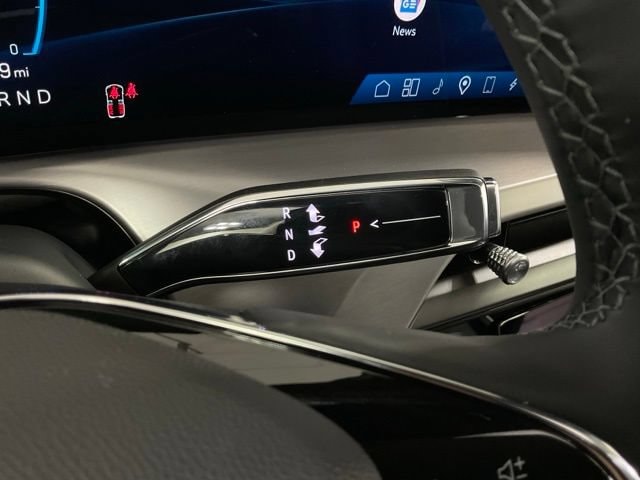 2026 Cadillac VISTIQ Luxury - Photo 20