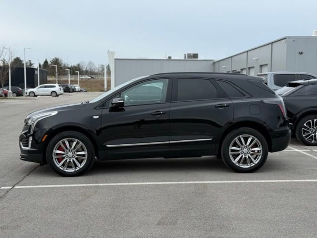 Used 2024 CADILLAC XT5 Sport SUV