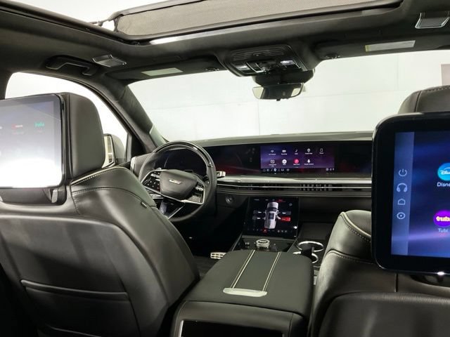 2026 Cadillac Escalade ESV V-Series - Photo 12