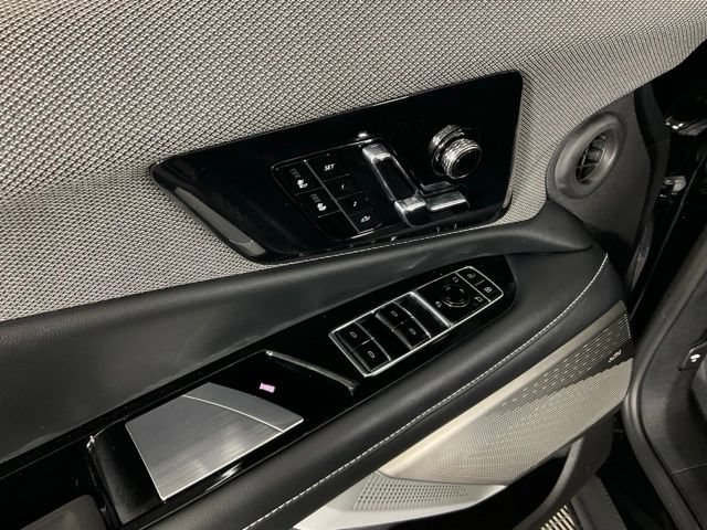 2026 Cadillac OPTIQ Sport - Photo 20