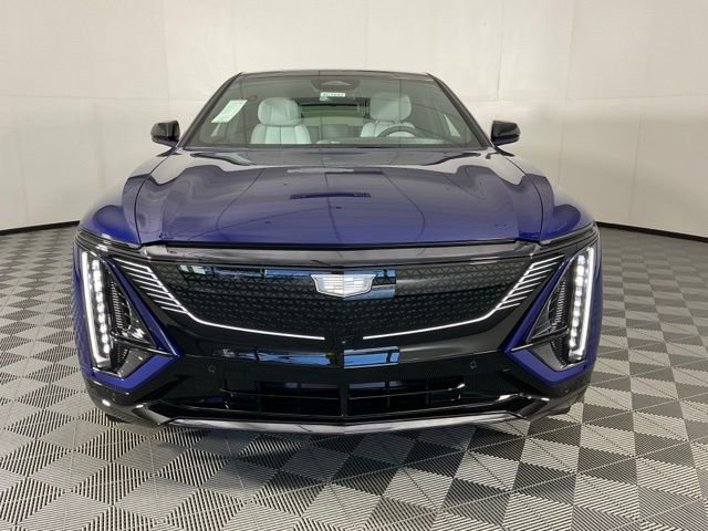 2026 Cadillac Lyriq Sport photo 3