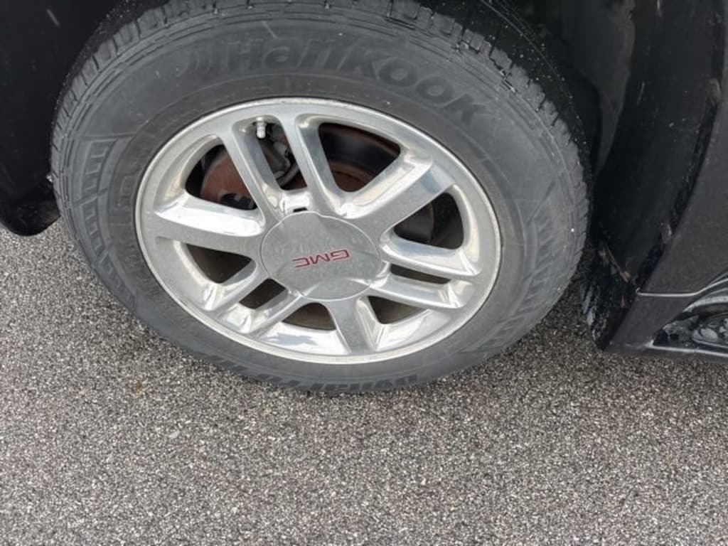 Used 2007 GMC Envoy Denali SUV