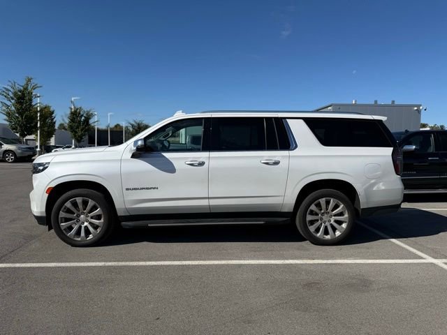 2023 Chevrolet Suburban Premier photo 2