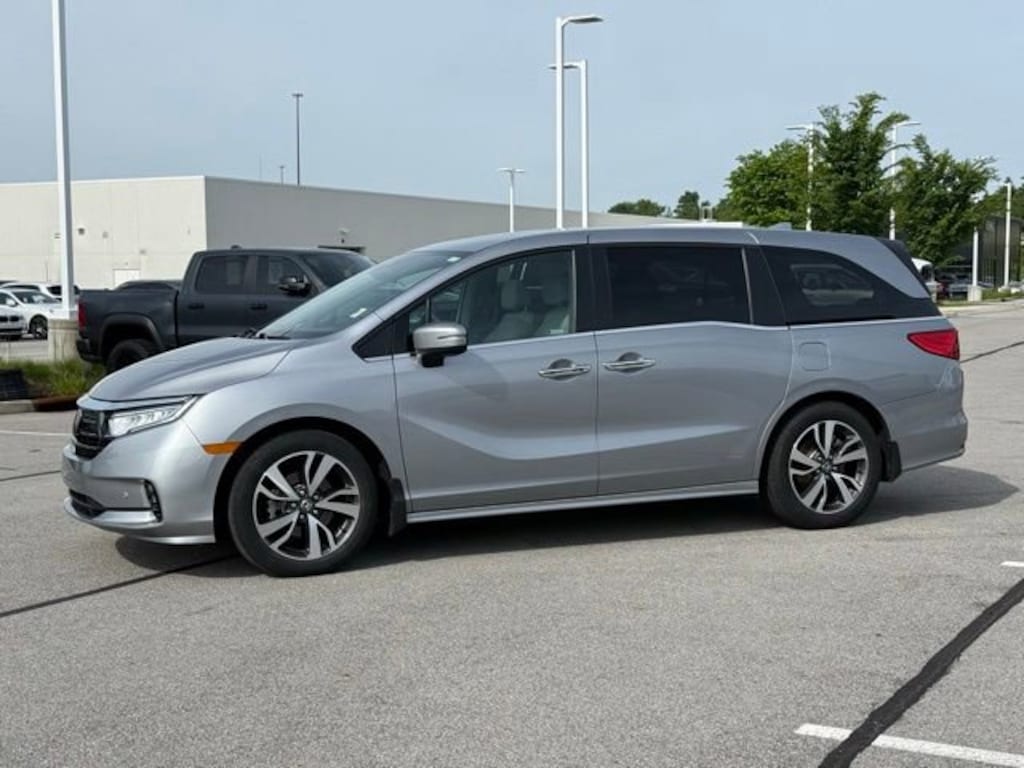 Used 2023 Honda Odyssey Touring