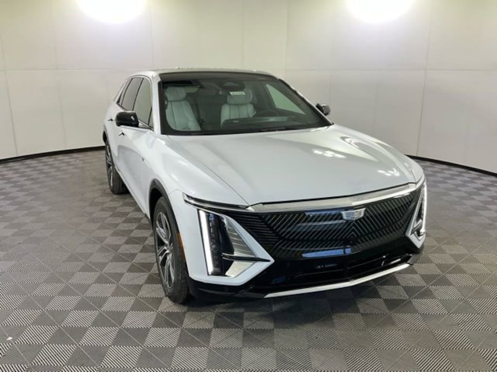 New 2026 CADILLAC LYRIQ Luxury SUV