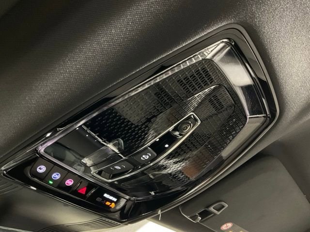2026 Cadillac VISTIQ Luxury - Photo 23