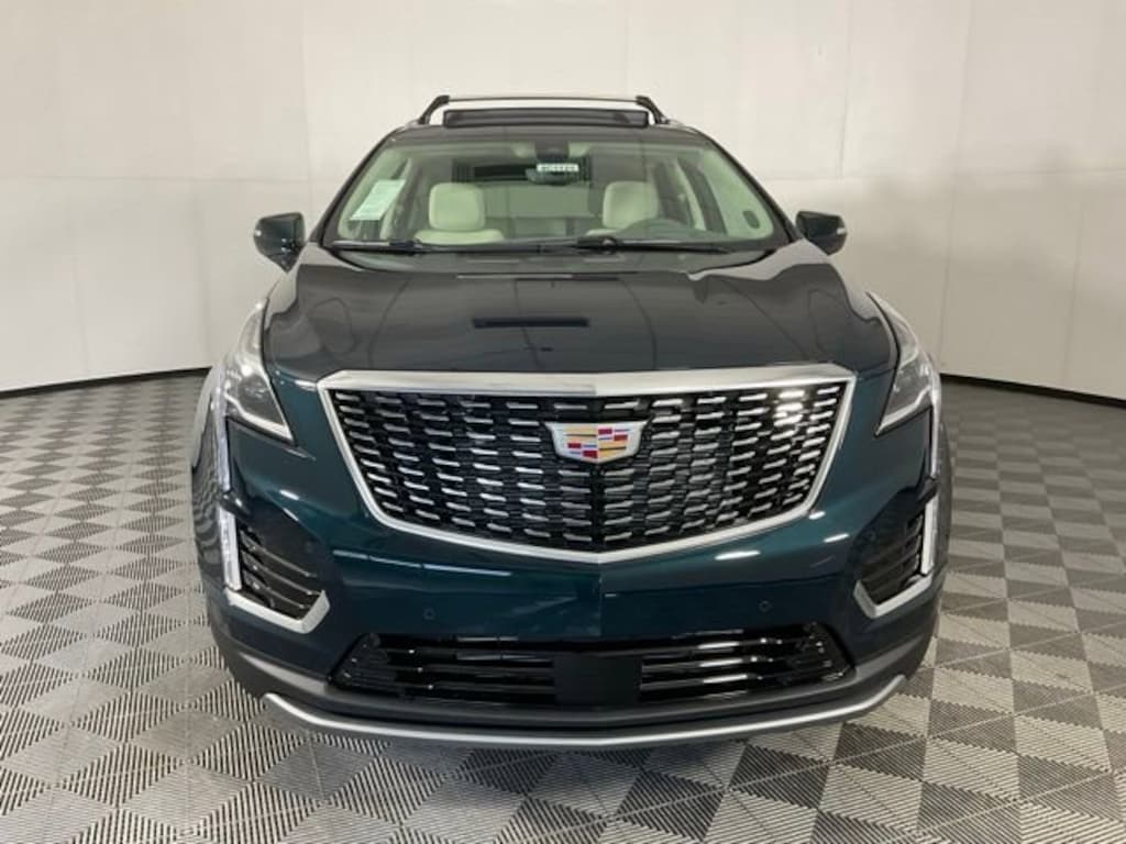 New 2026 CADILLAC XT5 Premium Luxury SUV