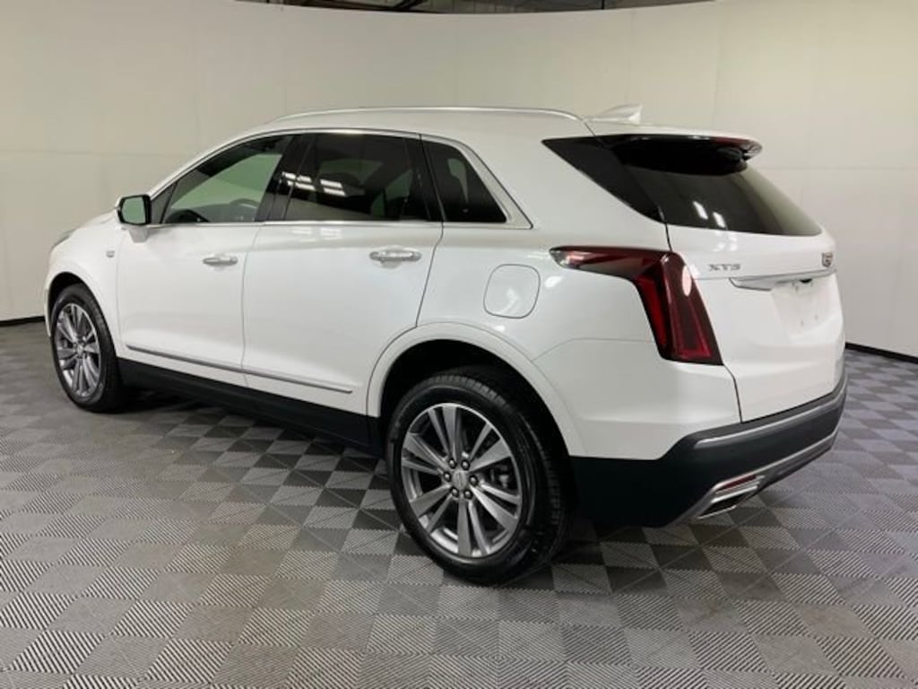 Certified 2025 CADILLAC XT5 Premium Luxury SUV