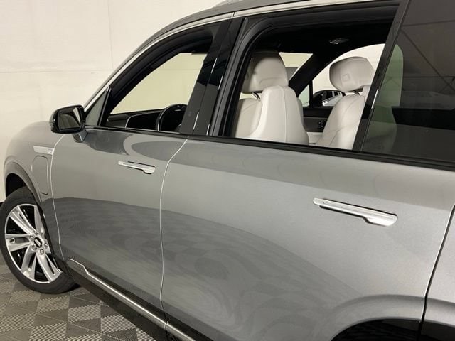 2027 Cadillac VISTIQ Luxury - Photo 29