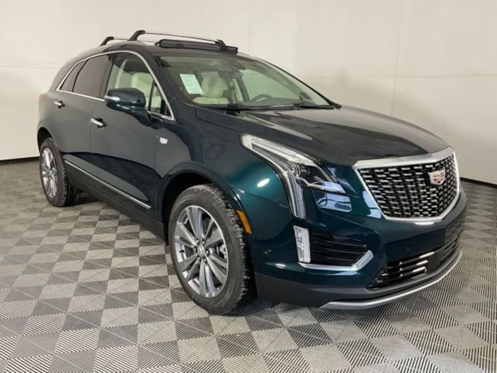 New 2026 CADILLAC XT5 Premium Luxury SUV