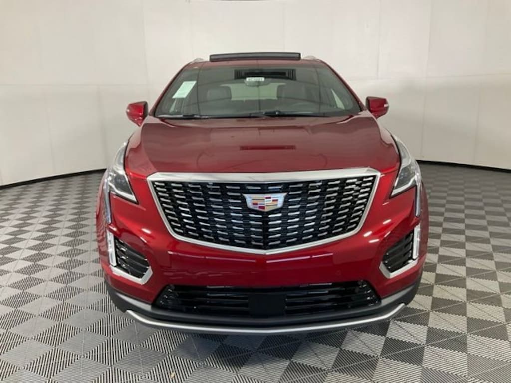 New 2026 CADILLAC XT5 Premium Luxury SUV