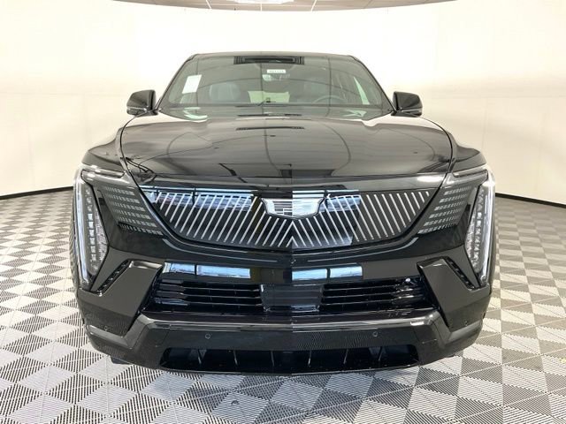 2025 Cadillac Escalade IQ Sport photo 2