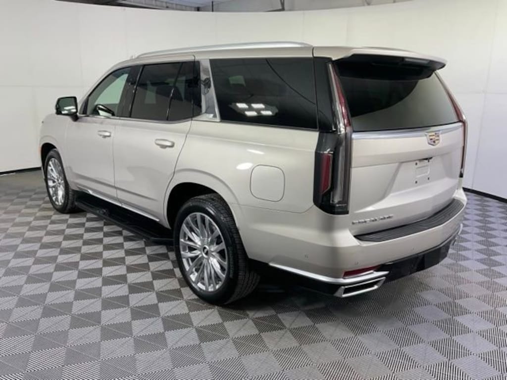 Used 2024 CADILLAC Escalade Premium Luxury SUV