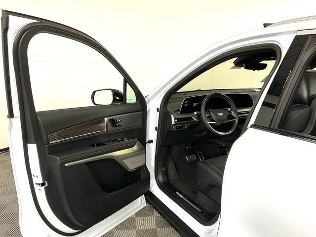 2026 Cadillac VISTIQ Luxury - Photo 24