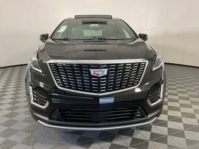2025 Cadillac XT5 Premium Luxury photo 3