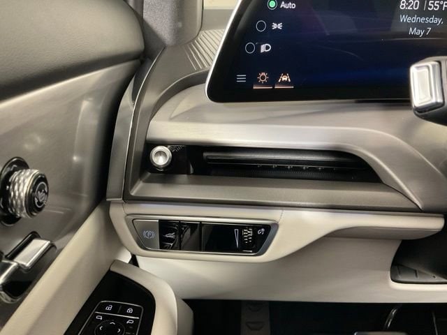 2026 Cadillac VISTIQ Sport - Photo 22