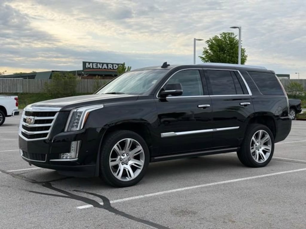 Used 2018 CADILLAC Escalade Premium Luxury SUV