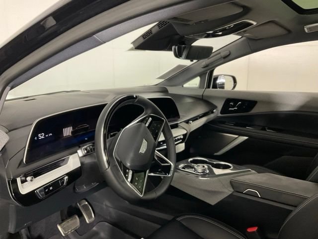 2026 Cadillac OPTIQ Sport - Photo 16