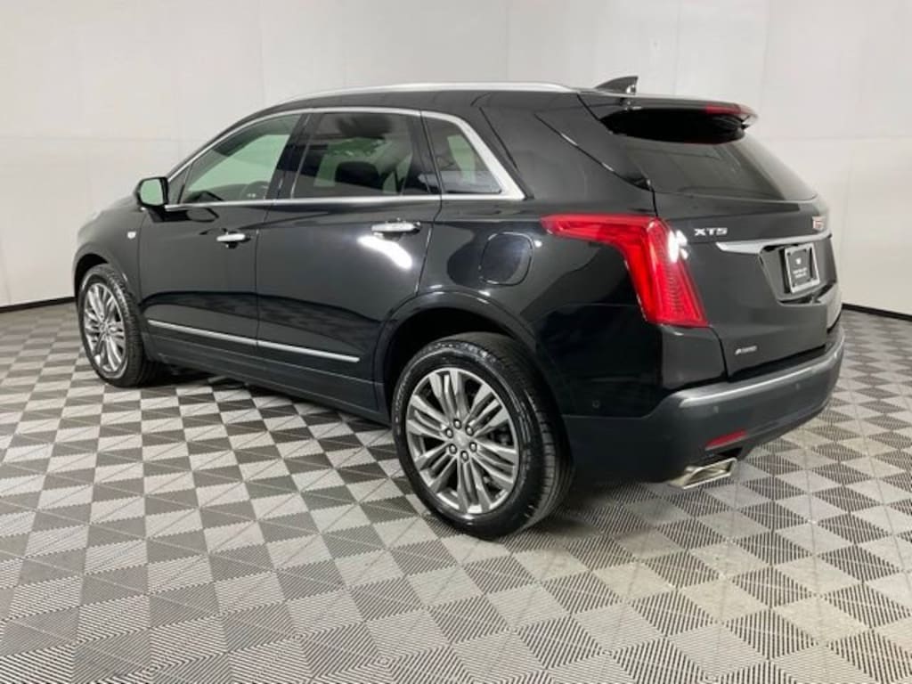 Used 2019 CADILLAC XT5 Premium Luxury AWD SUV