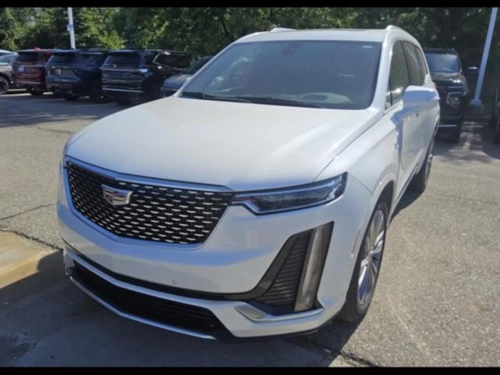 Used 2025 CADILLAC XT6 Premium Luxury SUV