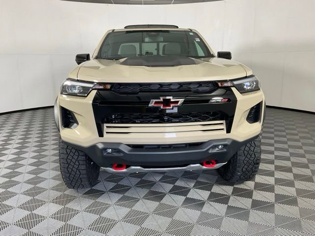 2024 Chevrolet Colorado ZR2 photo 2