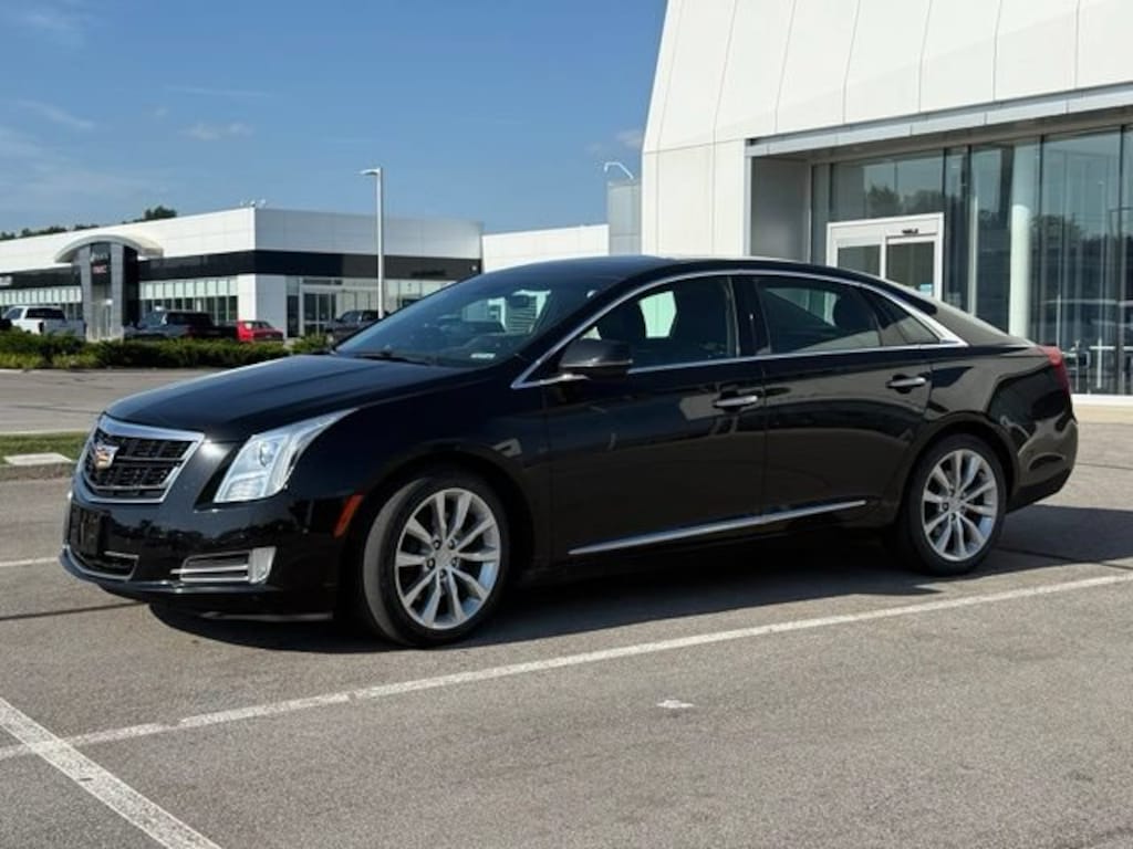 Used 2017 CADILLAC XTS Luxury Car